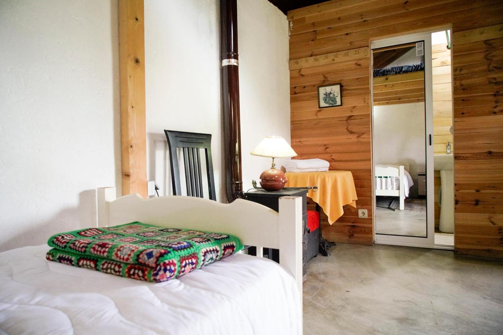 Hotel Ferma Albanik Kelcyre Pokoj fotografie